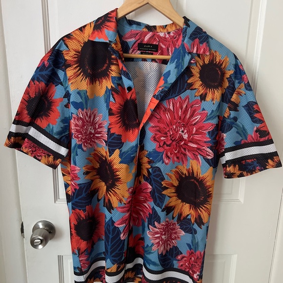 Zara Other - Summer button down shirts